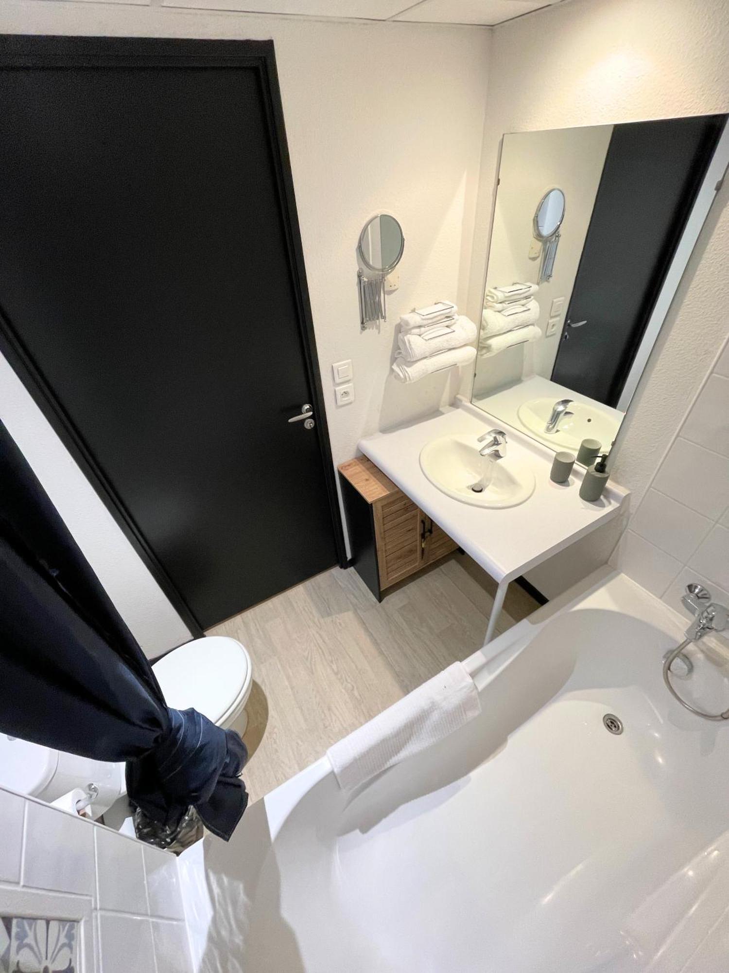 Chalet Studio Premium, Wifi, Chaleureux Lourdes Exteriör bild