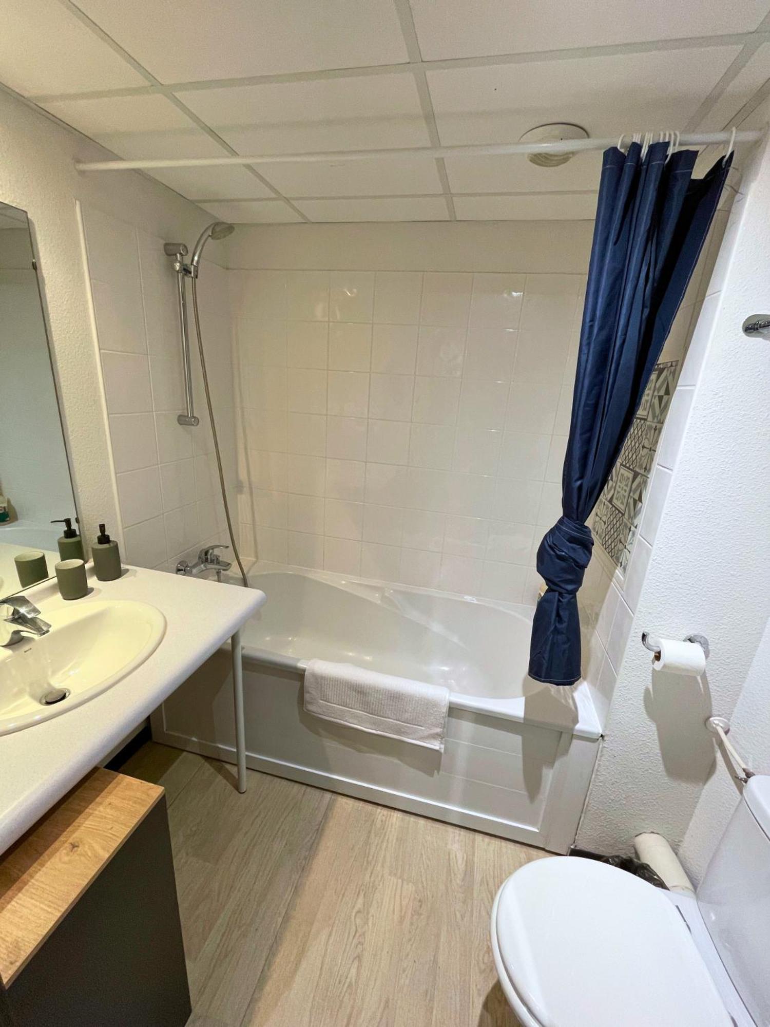 Chalet Studio Premium, Wifi, Chaleureux Lourdes Exteriör bild